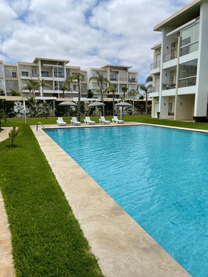 Bel Appartement Pied Sur Mer Vue Imprenable Sur Piscine Et Jardins Sidi Rahal  Exterior foto